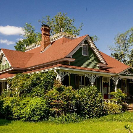Holly House Of Hamilton Bed & Breakfast Dış mekan fotoğraf