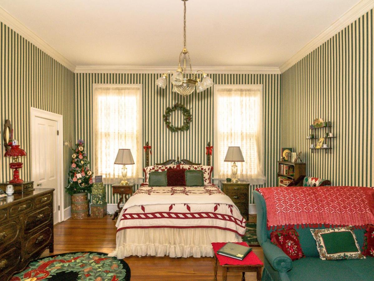 Holly House Of Hamilton Bed & Breakfast Dış mekan fotoğraf
