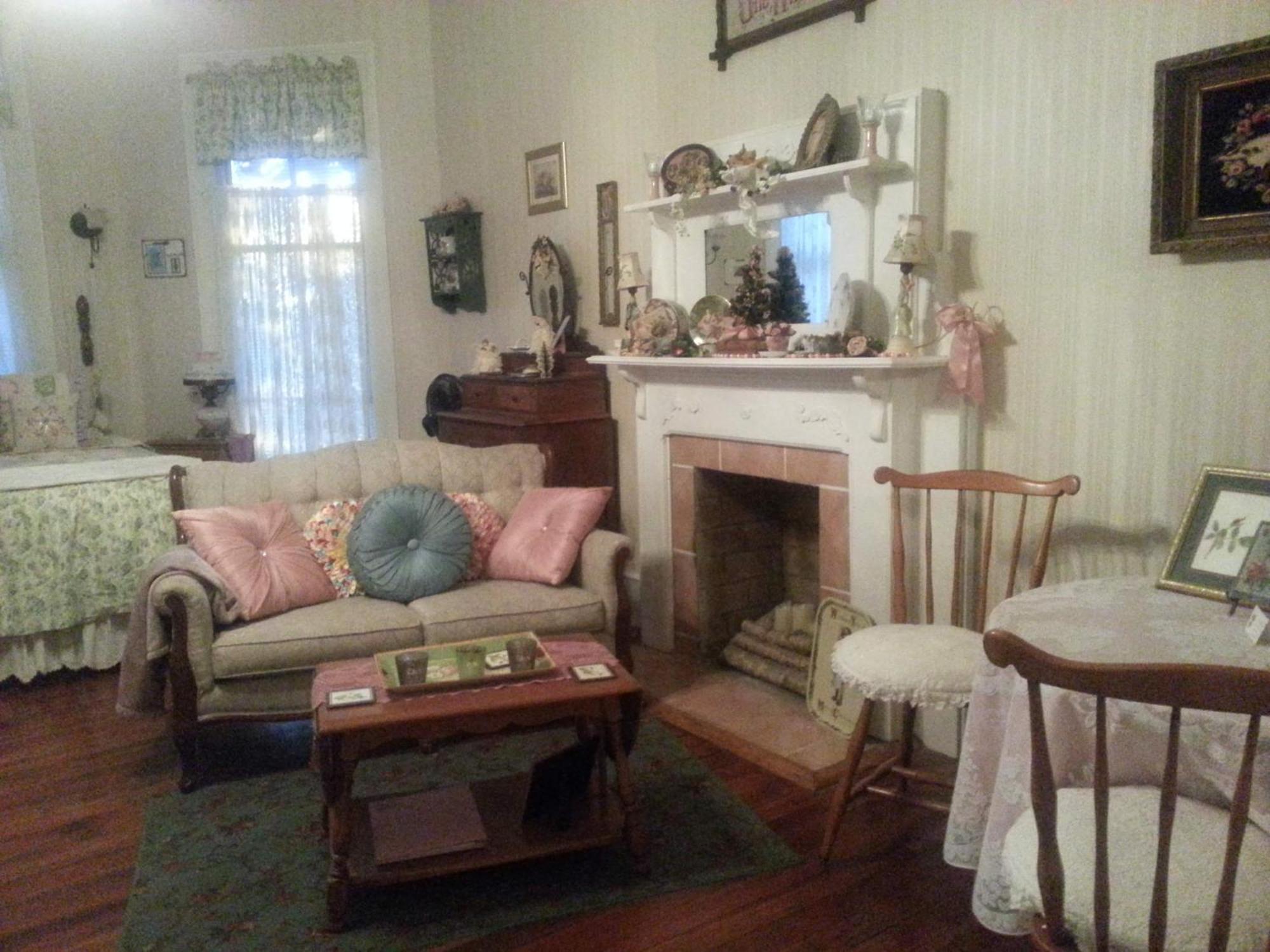 Holly House Of Hamilton Bed & Breakfast Oda fotoğraf