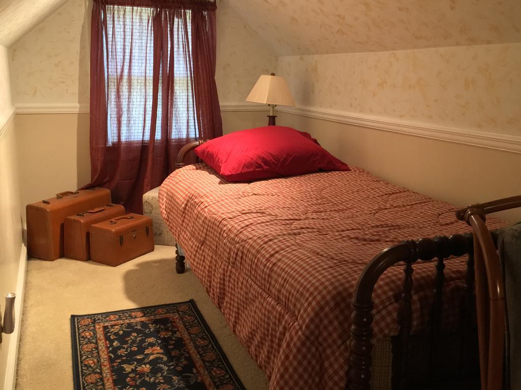 Holly House Of Hamilton Bed & Breakfast Dış mekan fotoğraf