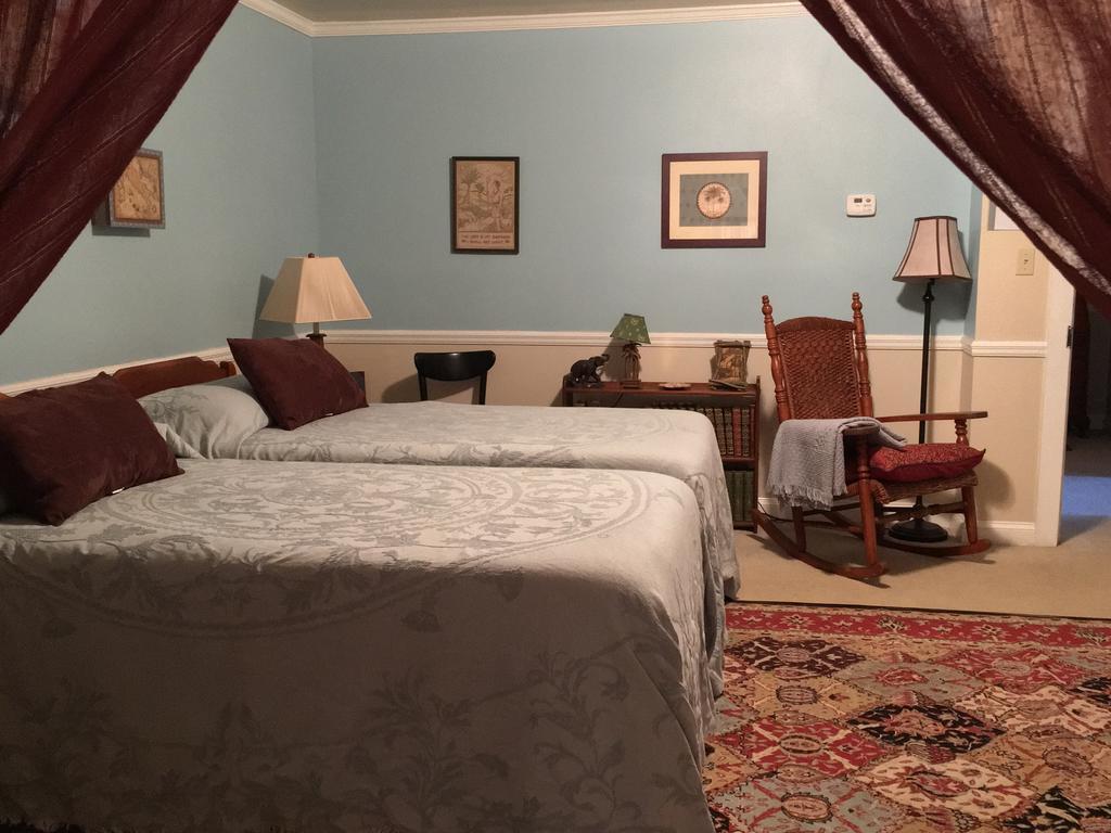 Holly House Of Hamilton Bed & Breakfast Dış mekan fotoğraf