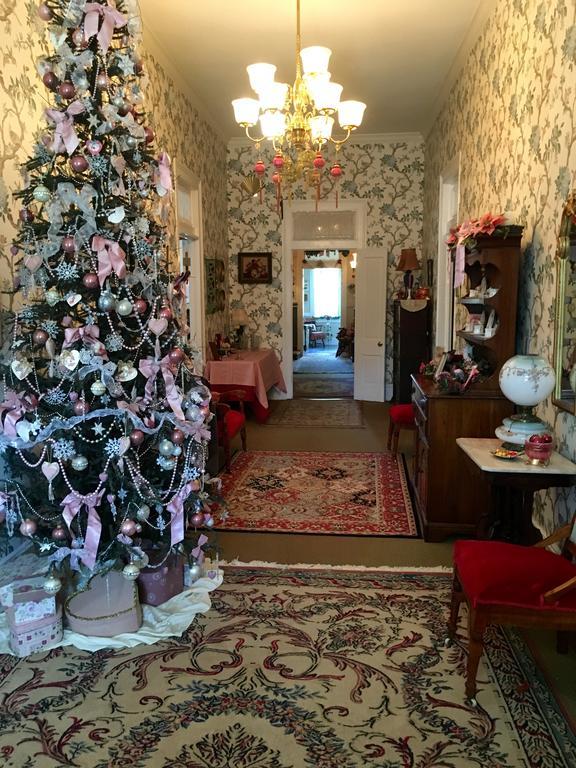 Holly House Of Hamilton Bed & Breakfast Dış mekan fotoğraf